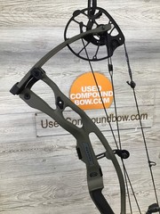 Hoyt RX-9 Right Handed Wilderness 60-70lbs 25-30″ Bow