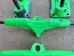 Vintage Gullwing Trucks Skateboard Trucks Phoenix Neon Green OG 80s Used