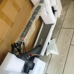 LADPED LP60 350W 8.5INCH Solid Tire Electric Scooter 25KM/H 10.5AH