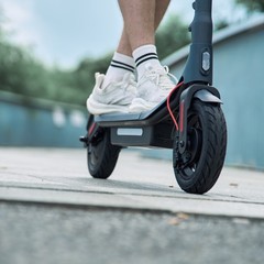 LEQISMART A6L MAX E-Scooter 10″ 500W Motor 25km/h 31 Miles Long Range Adult