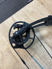 Elite Rezult 38 Compound Bow