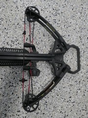 Barnett Whitetail Hunter Pro FX Crossbow W/Case