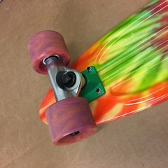 New Globe Bantam Graphic ST Tie Dye Complete Skateboard – 6in x 23in