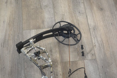 Bear Paradigm RH Compound Hunting Bow *Fired Once* FREE SHIPPING