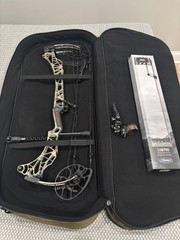 mathews lift x 29.5 compound bow 70 Lb Rh