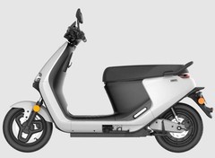 New Segway E110A e Moped Electric Scooter 30 MPH 48V 30AH 35 Miles Range
