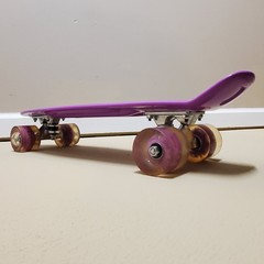 BELEEV Skateboard Mini Cruiser With Light-Up LED Wheels