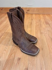 Ariat Men’s Brown Pull-On Cowboy Boots US 8.5 D Style 10061196