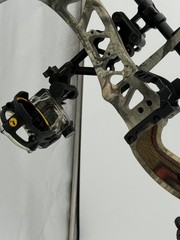Bowtech Invasion CPX-RTH package 70# 26-30″. Balanced and tuned, Near Perfect!