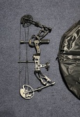 FULL Compound Bow Archery Set with Case, Arrows, Quiver, Rangefinder, more