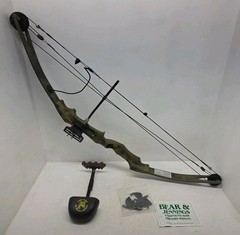VINTAGE BEAR WHITETAIL II COMPOUND BOW 60# 30″ DRAW LENGTH NICE USED CONDITION