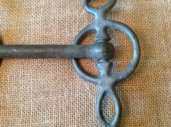 Antique iron twisted driving horse bit, 100+ years old, good condition