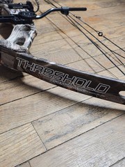Martin Archery Threshold RH Bow Hunting Compound Bow Camo 40-50lb 25-31in