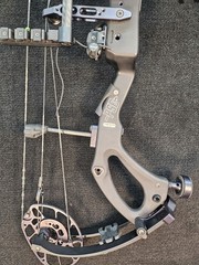 2024 PSE Nock 30 ES RH Hunting Bow Pkg(Nice!Read!) 60-70lbs 28.5-31in Draw Black