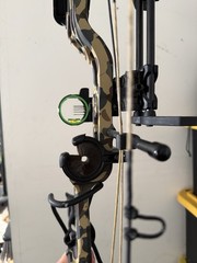Bear Archery Whitetail Legend Compound Bow RH 45-60lb Classic Fred Bear Camo