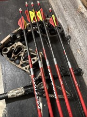 Bear Legend Series Redemption EKO Compound Bow RH DL 29 DW 70 SL 62