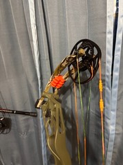 Bear Alaskan XT + RTH 70 RH ONE OF A KIND- OLIVE RISER AND Bottomlands LIMBS!