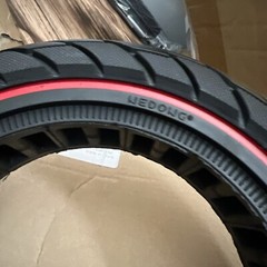 10 X 2.5 SOLID STREET SCOOTER TIRE, UNIVERSAL NON-PNEUMATIC