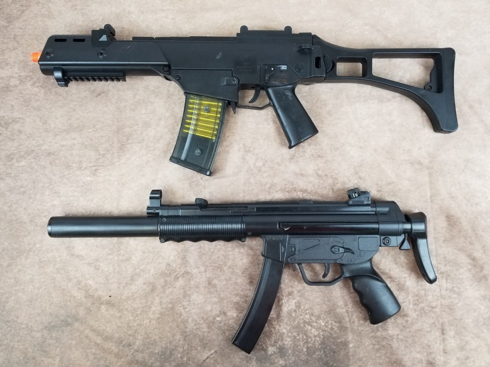 Lot Of 2 Airsoft Guns Double Eagle 6mm BB & Taiwan Unbranded Untested MP5 Rare