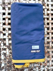 Gore-Tex Turnout Rug Dover Saddlery Classic Cover-Ups 76″ Blue Yellow Trim
