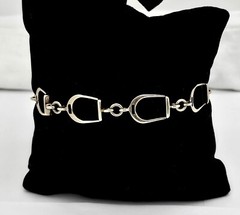 VINTAGE HEAVILY YELLOW GOLD FILLED EQUESTRIAN STIRRUP IRON LINK BRACELET