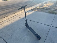 Aovopro ESMAX 500 Watts Kick Electric Scooter – Black