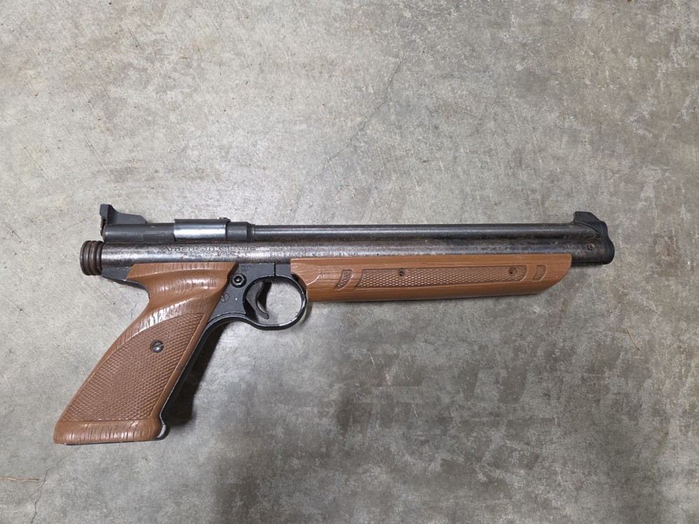 Crosman AMERICAN CLASSIC 1377 .177 Cal Pneumatic Pellet Gun Air pistol