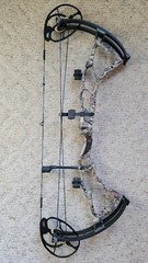 Bowtech BTX 31 RH Mossy Oak Camo70# 27-31″ 350fps!