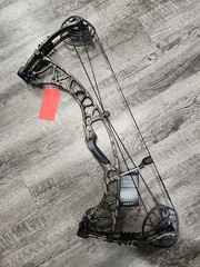 Hoyt Torrex XT – Right Hand – 25.5-30″ draw – 60-70LBS – Bottomland
