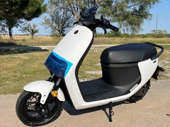 New Segway E110A e Moped Electric Scooter 30 MPH 48V 30AH 35 Miles Range