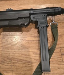 UKARMS IU-MP40 Auto Electric Airsoft Gun Semi & Full Automatic IU-MP40P IU-MP40W