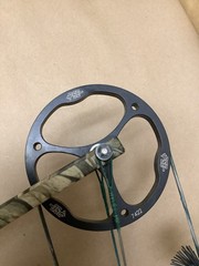 PSE Archery Brute LT RH Draw DL: 29” DW: 60# Compound Bow In Case – Camo/Black
