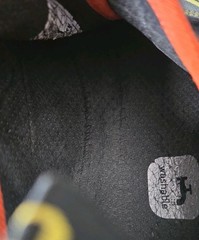 La Sportiva Unisex Climbing Shoes US 11 EU 44.5 Black Yellow