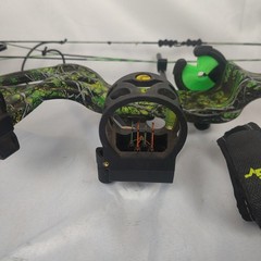 bear cruzer g2 compound bow Moonshine Toxic Allen Company Pulse Compact Caliper