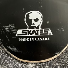 Skull Skates Death Cuddle Football Shaped 90s Skateboard Deck Old School Horror
