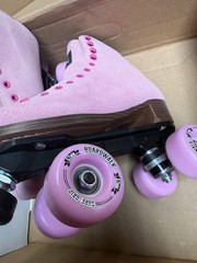 Sure Grip Boardwalk new style Teaberry Pink rollerskates size 6 fits women 7-7.5
