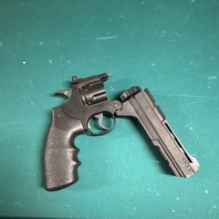 Crosman CR357 CO2 .177 Cal Air Pistol Revolver 435fps with extra clip