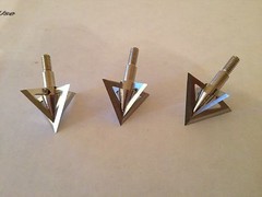 3) 4 BLADE SANFORD BLOODSHOT BROADHEADS 1 1/8 inch X 1 1/8 inch Cut FREE SHIP