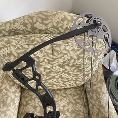 DIAMOND ARCHERY Prism 31in 5-55lb Right Hand Compound Bow – Black