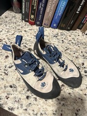 Evolv Skyhawk Women’s Climbing Shoes Size US 6/EU 36