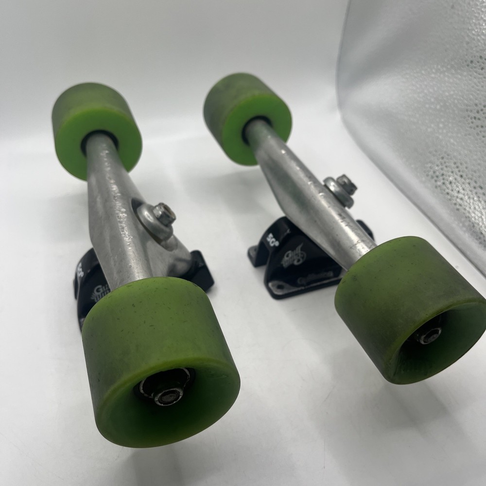 Gullwing 10″ & 50° Charger Neil Carver Skateboard Trucks X2 With Penny Wheels