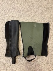 Ariat Breeze Half Chap. Size XL. Black. Style #10005943