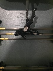 Hoyt Nitrum 30 Compound Bow Right Hand 60-70lbs Camo w/ Case & Arrows