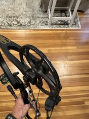 Mathews Reezen 6.5 RH 28.5/60 “BLACK OUT VERSION” Loaded and Clean!!