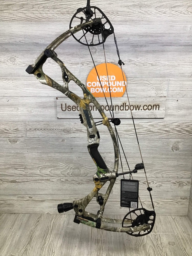 New Hoyt RX-8 Right Handed Realtree Edge 50-60lbs 28.5-30″