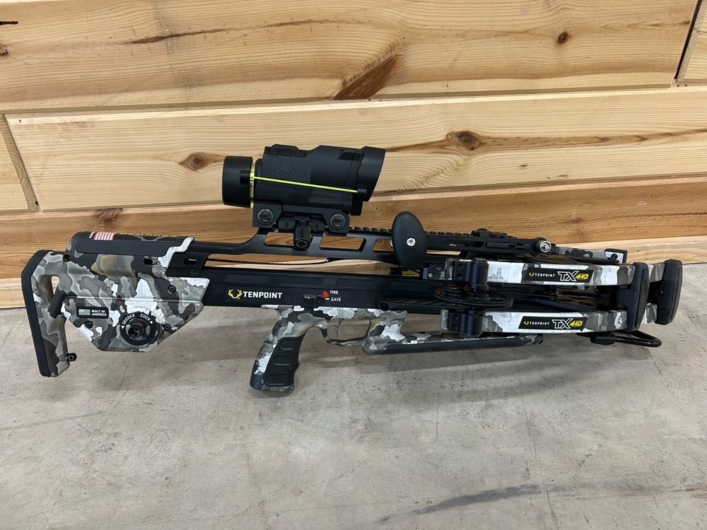tenpoint tx 440 crossbow with Garmin Xero crossbow scope