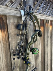 Bear Archery Whitetail Legend compound bow