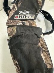 Team Hoyt Camouflage And Black Hip Quiver w/ Hoyt Belt