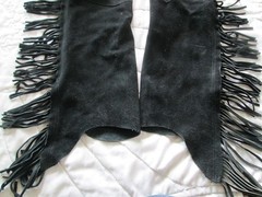 EQUIP-GRIP MEDIUM WOMENSWESTERN SHOW BLACK SUEDE FRINGE CHAPS WAIST 30″-34″