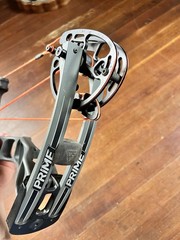 Prime Logic CT3 Compound Bow Gray 70lb Draw Weight 27in Draw Length